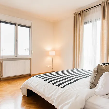Othonos Apartment *
